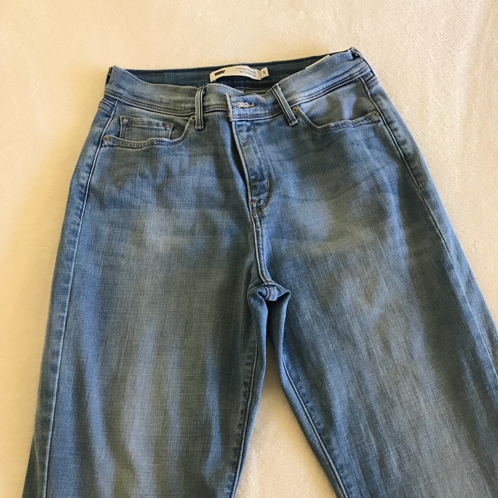 Levis perfectly slimming jeans
